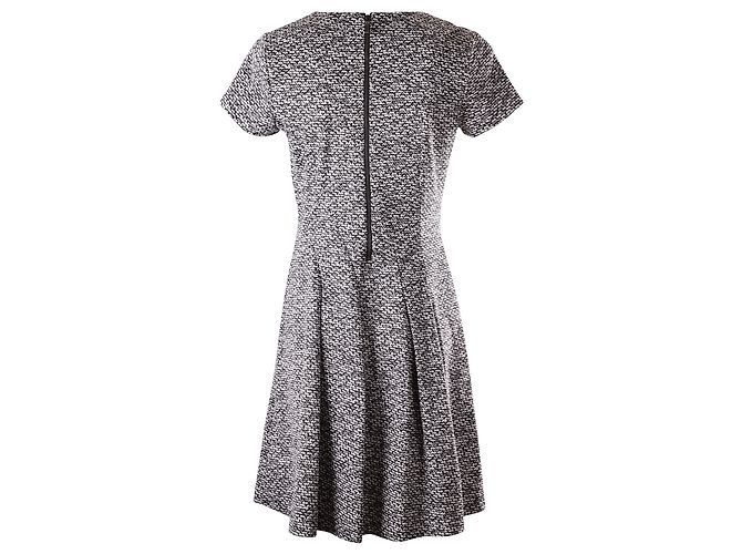 Michael Kors Strickkleid aus schwarzer und weißer Viskose - Ansicht 3