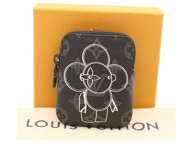 LOUIS VUITTON Vivienne Zip Pouch Pop-up store solo Nero M62895 LV Auth lc054 - vista 12