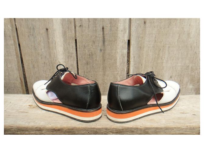 derbies Valentine Gauthier p 38 Noir Blanc - vue 4