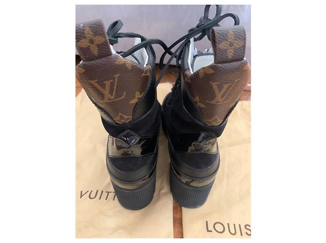 Stivaletti Louis Vuitton Laureate in tessuto nero - vista 3