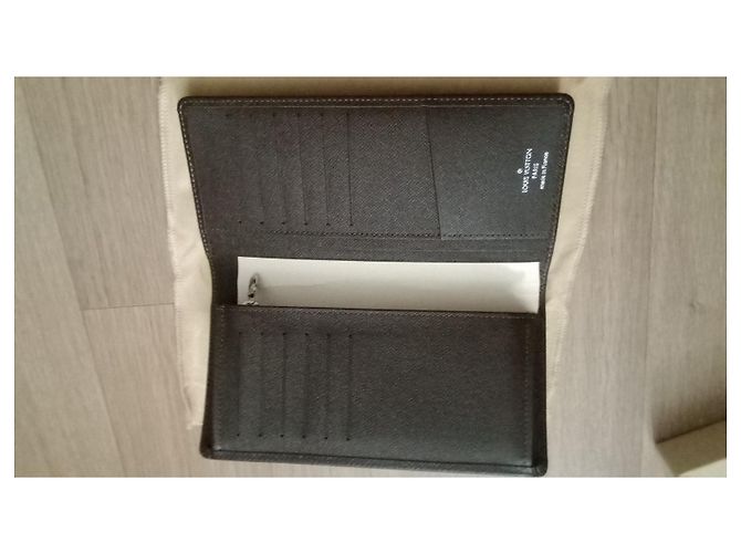 Louis Vuitton Wallets Small accessories Brown - view 5