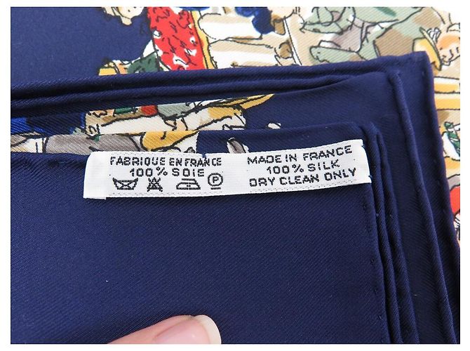 Hermès NUOVA SCIARPA HERMES CIRQUE MOLIER DUMAS CARRE 90 SCIARPA IN SETA A SCATOLA DI SETA BLU Blu navy - vista 8