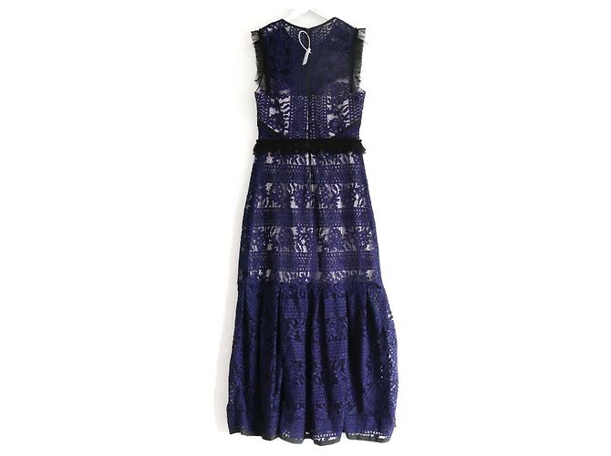 Three Floors Fashion Dreistöckiges Maxikleid aus marineblauer Spitze - Ansicht 4