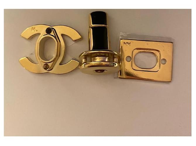 CHANEL ORIGINAL CC CLASP ( Classic bag) Gold hardware - view 2