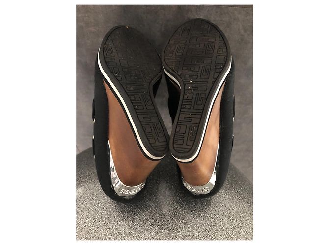 Zeppe Guess nere con punta aperta e tacco in legno Nero - vista 4