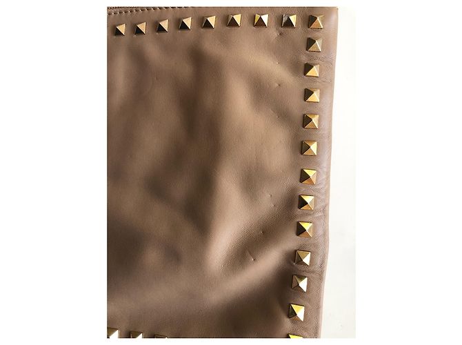 Pochette Valentino in pelle con borchie beige - vista 6