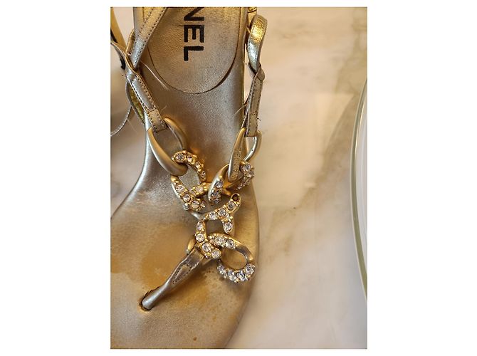 Sandali Infradito Chanel Gioiello Pelle Oro D'oro - vista 2