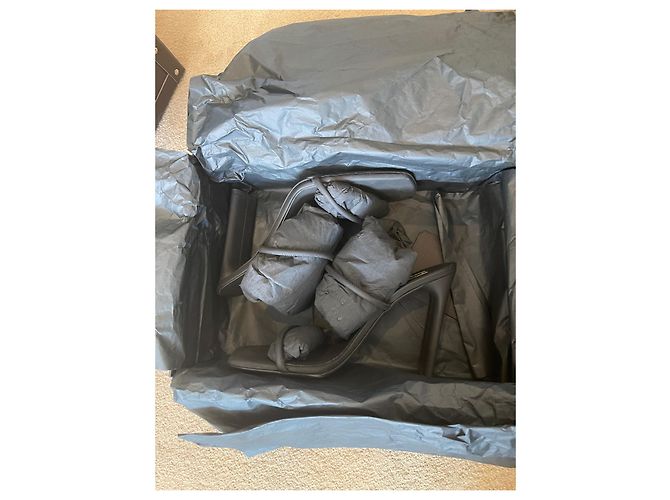 Sandali Yeezy in pelle nera 36 Nero - vista 3