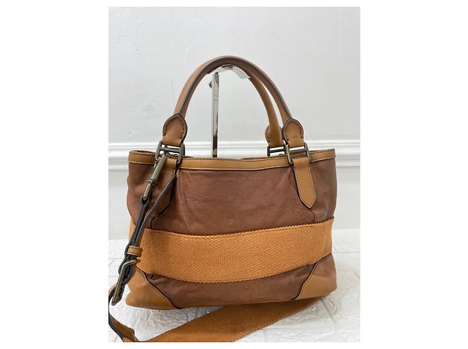 Borsa a tracolla Burberry in pelle marrone - vista 5