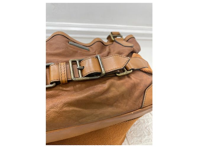 Borsa a tracolla Burberry in pelle marrone - vista 9