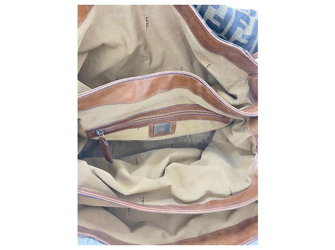 Fendi Zucca canvas messenger bag Multiple colors - view 6