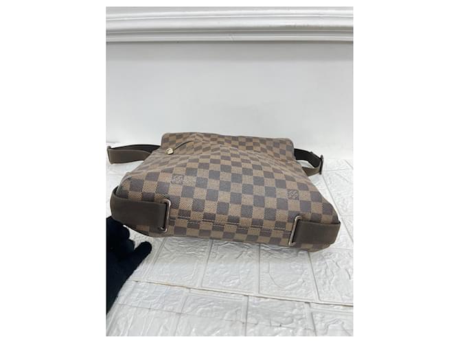 Louis Vuitton Borsa a tracolla Brooklyn Marrone - vista 6