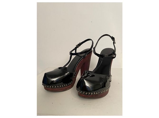 Prada Clogs aus schwarzem Lackleder - Ansicht 3