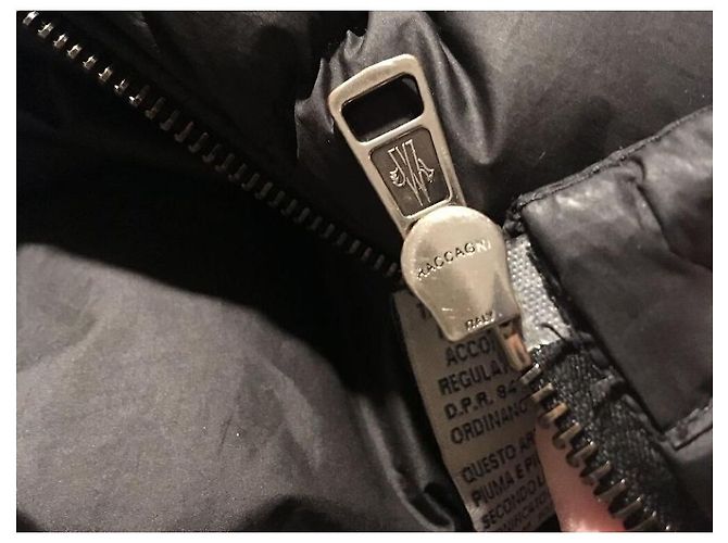 Moncler black down jacket men XL - view 11