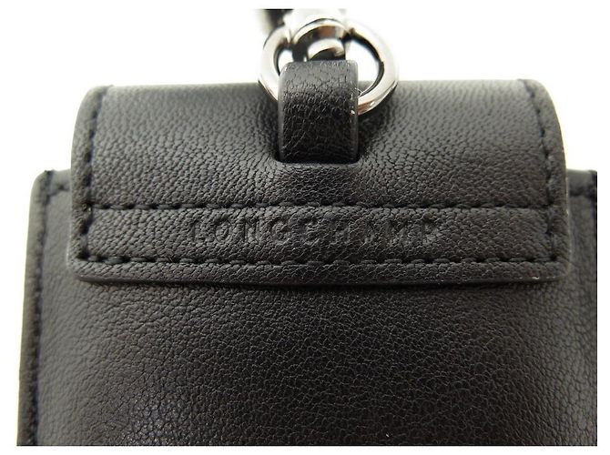 LOTTO BORSA LONGCHAMP CARD CON CORDINO E CUSTODIA PER AIRPODS IN PELLE NERA - vista 10