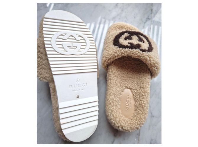 Sandali a ciabatte Gucci in lana - vista 3