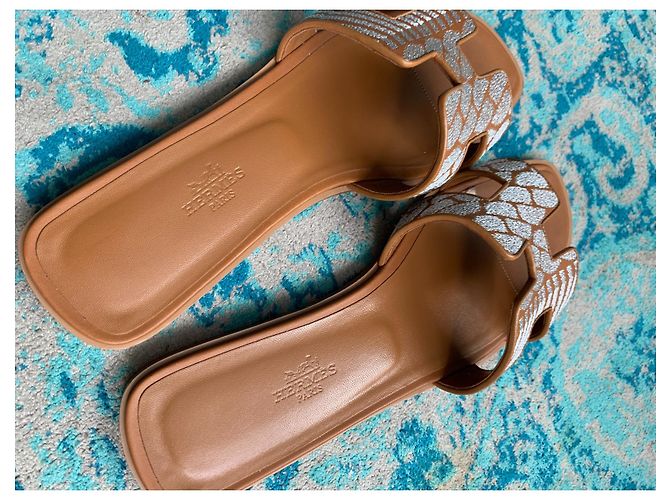 Sabot Oran ricamati Hermès Caramello - vista 10