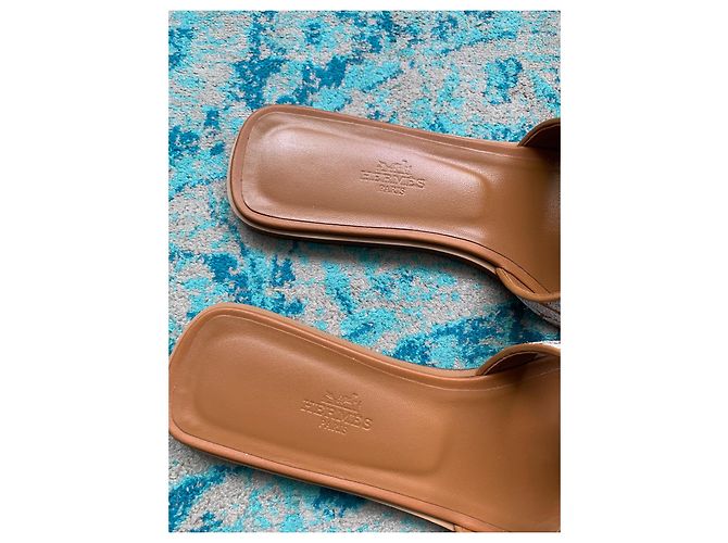 Sabot Oran ricamati Hermès Caramello - vista 3