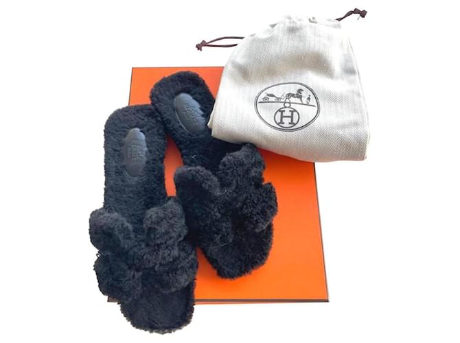 hermes oran shearling