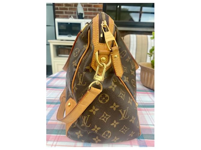 Modello Louis Vuitton Retiro Marrone scuro - vista 2