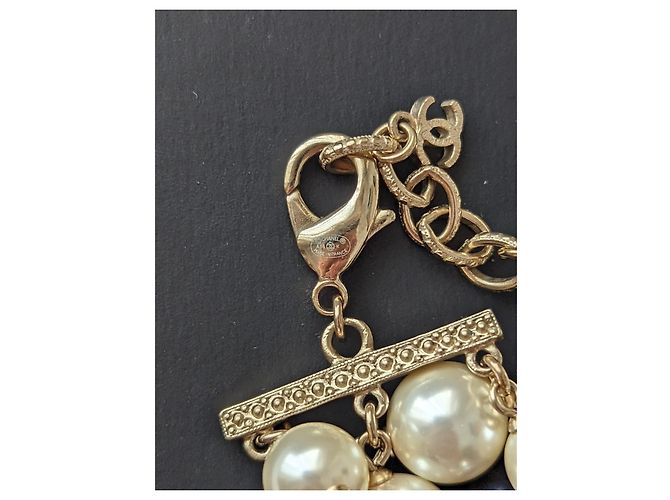 Chanel CC A16Logo K lungo perla barocca 3 collana a filo con etichetta a scatola Bianco - vista 11