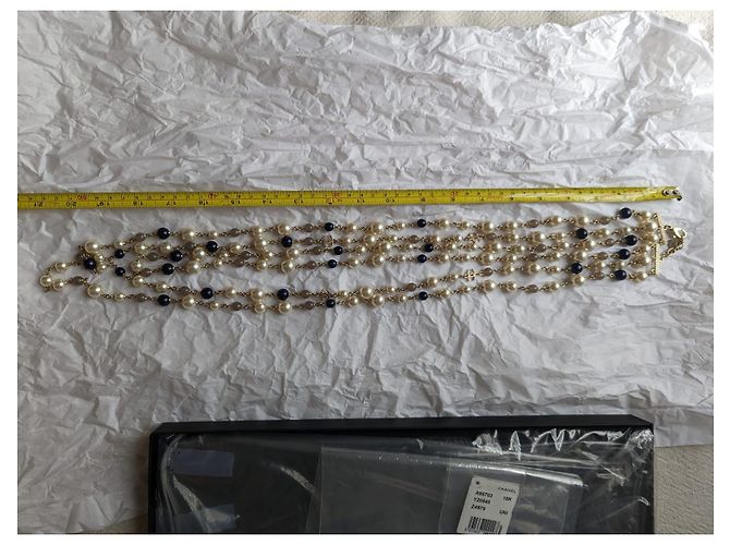 Chanel CC A16Logo K lungo perla barocca 3 collana a filo con etichetta a scatola Bianco - vista 13
