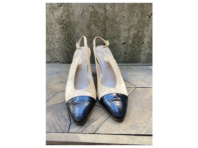 Slingback vintage Chanel Nero Beige - vista 2