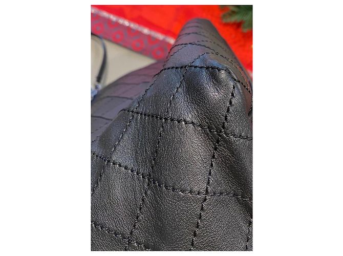 Borsa a mano Chanel in pelle blu scuro - vista 3