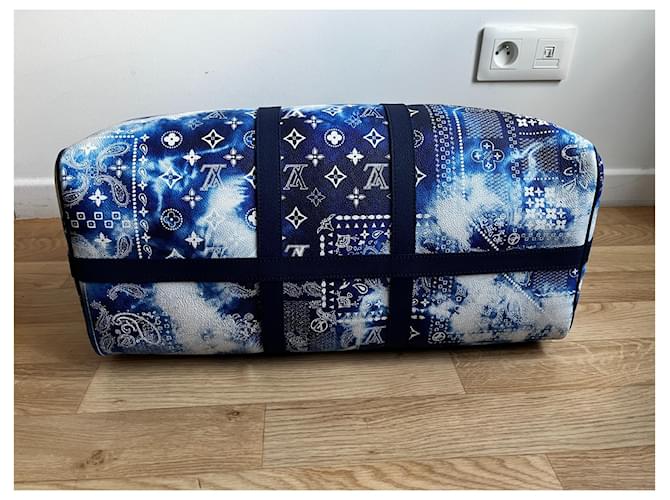 Abbesses Louis Vuitton Keepall 50 Bandana Bianco Blu - vista 2