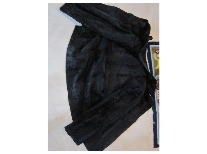 Autre Marque SWAKARA Jacke aus schwarzem persischem Schafsfell - Ansicht 3