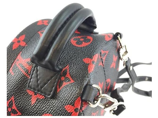 Borsa a tracolla Louis Vuitton Palm Springs Rare Mini Zaino Nero - vista 11