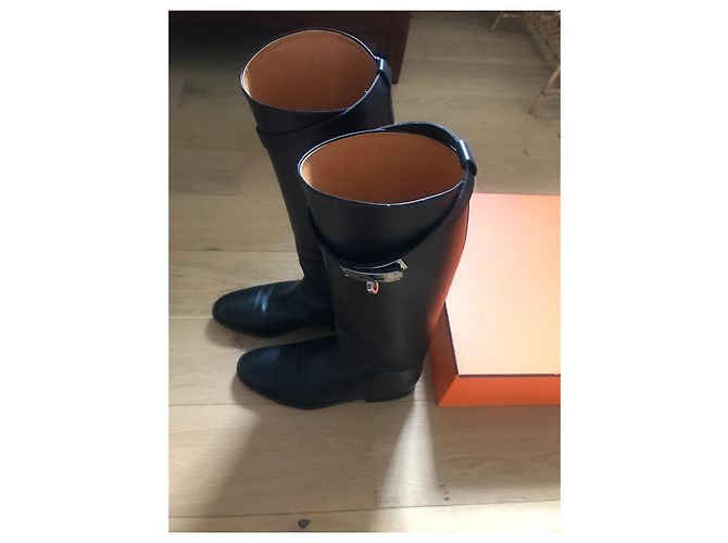 Hermès Springende Stiefel 38 1/2 Schwarz - Ansicht 3