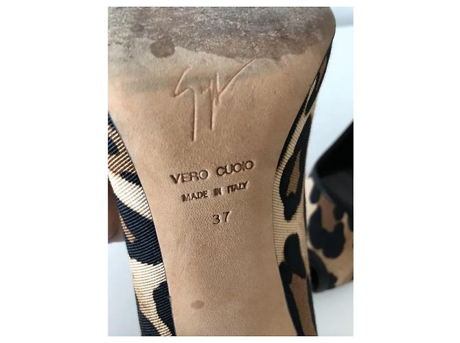 Décolleté Giuseppe Zanotti Animalier a Punta Aperta Stampa leopardo - vista 10