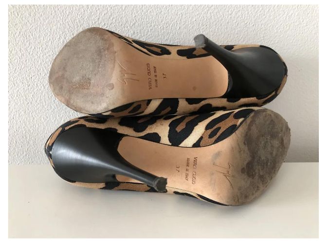 Décolleté Giuseppe Zanotti Animalier a Punta Aperta Stampa leopardo - vista 9