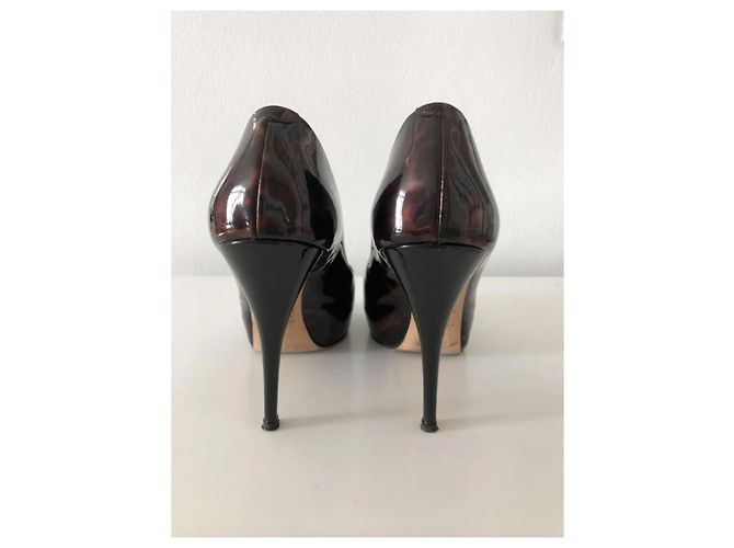 Giuseppe Zanotti Absatzschuhe aus braunem Lackleder - Ansicht 6