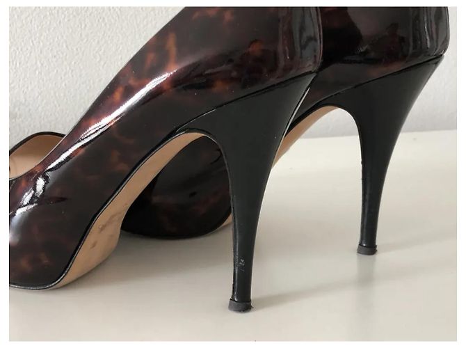 Giuseppe Zanotti Absatzschuhe aus braunem Lackleder - Ansicht 9