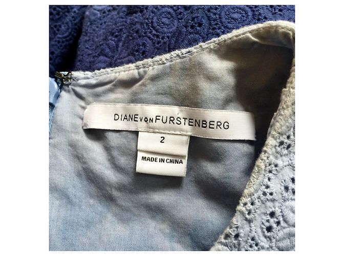 Diane Von Furstenberg Abito DvF Kedina con occhielli sfumati Bianco Blu - vista 4