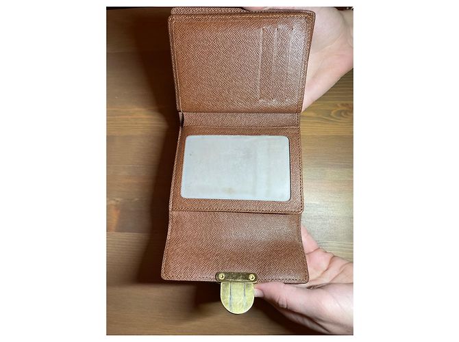 Louis Vuitton Cartera Koala Monogram Marrón Castaño - vista 2