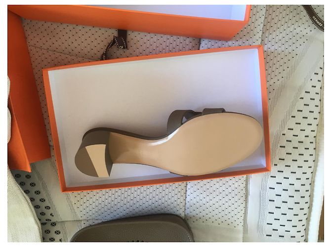Oran Hermès Mules Taupe - view 4