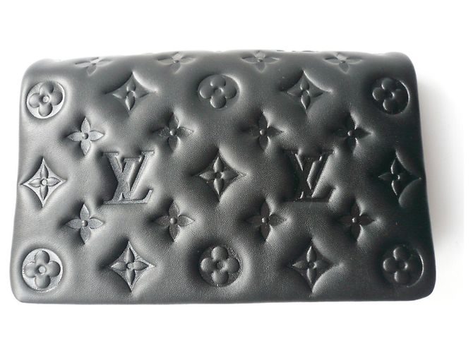 LOUIS VUITTON Pochette "Coussin" nuova Nero - vista 7
