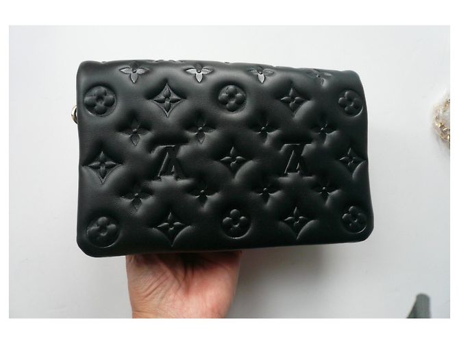 LOUIS VUITTON Pochette "Coussin" nuova Nero - vista 9