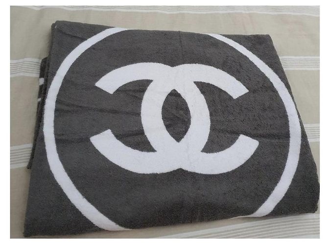 Toalla Chanel XL Blanco Gris - vista 2