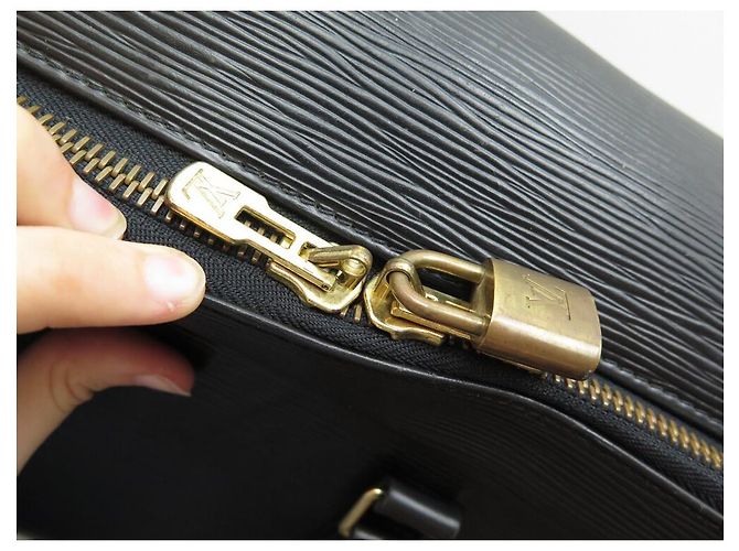 BORSA DA VIAGGIO A MANO SIRIUS LOUIS VUITTON 50 VALIGIA BAGAGLI IN PELLE EPI NERA - vista 12