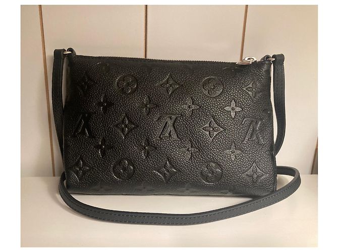 Louis Vuitton Pochette Pallas BB Nero - vista 10