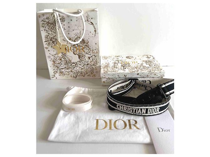 Dior Collezione Tracolla Ricamata 2022 - vista 3