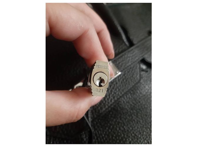 Borsa Hermès Birkin 40 in pelle nera Nero - vista 13