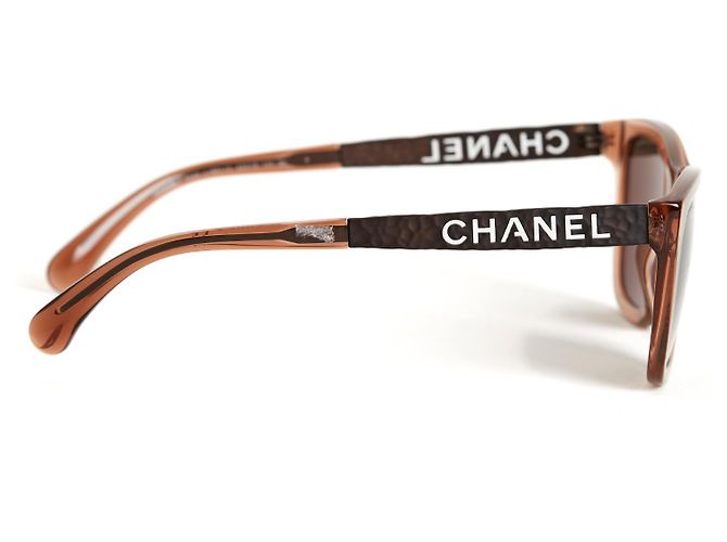 Gafas de sol Chanel Rectangles en acetato rosa - vista 3