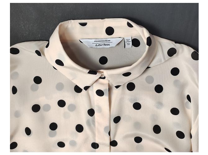 & Other Stories Camicia a pois in seta nera e bianca Nero Bianco - vista 4