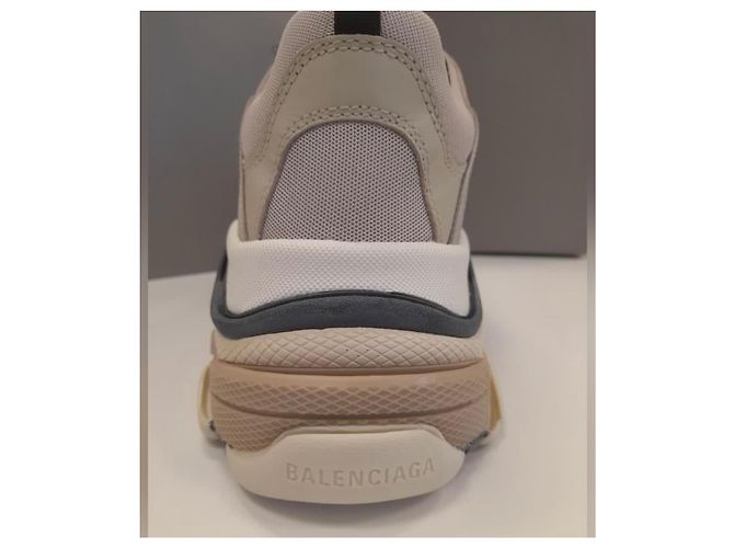 Autre Marque Sneakers Balenciaga Triple S Beige in Pelle - vista 7