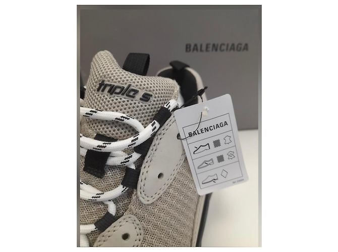 Autre Marque Sneakers Balenciaga Triple S Beige in Pelle - vista 9